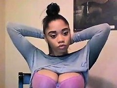 Ebony Fucks Her Creamy Squirting Pussy And Anal On Webcam Drtuber