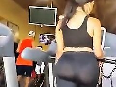 Beautiful Bimbo Runs On A Treadmill In The Gym And Gets Fil